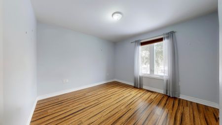 For Lease - 218 Main Street, Newmarket, Ontario - Photo 3