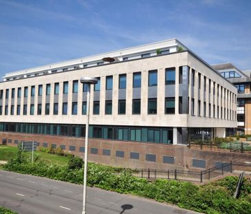 2 bedroom flat to rent - Photo 6