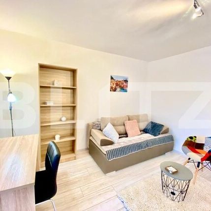 Garsoniera, 40 mp, mobilat modern, zona Profi - Fotografie 1