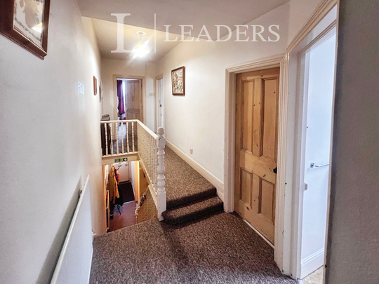 Cherry Hinton Road, Cambridge, CB1 - Photo 1