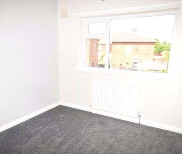 2 bedroom semi-detached house to rent - Photo 3