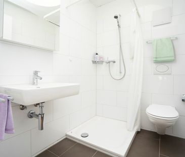 Enjoy sunny moments on the large balcony - Foto 3