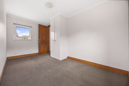 Easy Living, Prime Location - Photo 4