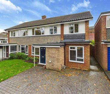 Royston Close, Walton-on-thames, KT12 - Photo 4