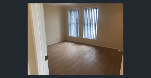 Great Location - 4 Bedroom Duplex - Photo 1