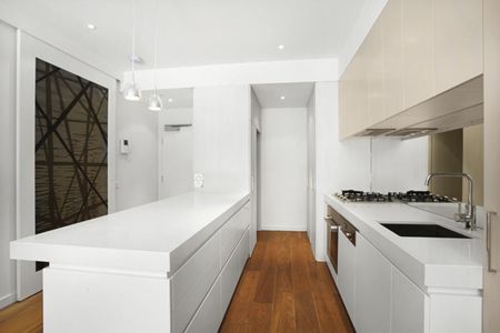 OVER SIZED APARTMENT LIVING - Photo 3