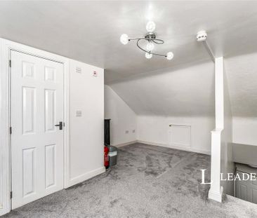 3 bedroom terraced house to rent - Photo 6