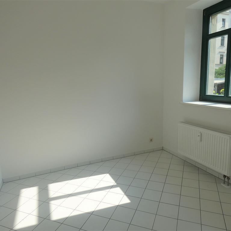 Helle, geräumige 3-Raum Whg. mit Balkon und Bad mit Fenster! - Foto 1