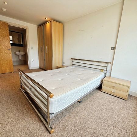 2 bedroom apartment to rent - Photo 3