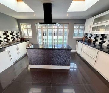 Roxborough Walk, Liverpool, Merseyside, L25 - Photo 3