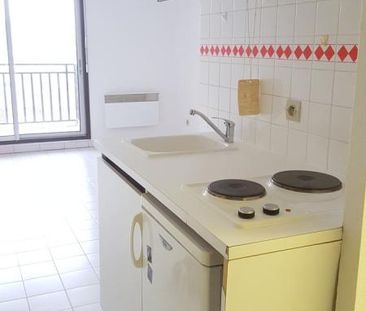 Studio de 19 m² avec balcon, kitchenette équipée. - Photo 2