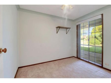 24 Serrata Place, Cordeaux Heights, NSW 2526 - Photo 3