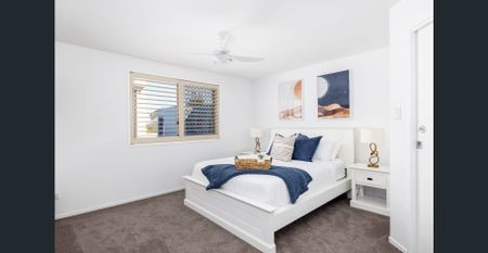 Fully furnished luxury 4-bedroom 3-bathroom home on the coast in Salamander Bay - Photo 5