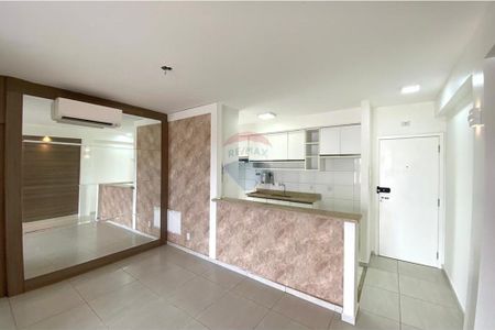 Apartamento com 3 quartos, sendo 1 suíte planejados em todos os ambientes Ed. Golden Green Residence - Photo 3