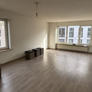 - SINT-AMANDSBERG - Gezellig appartement met 2 slpk en tuin - Photo 2