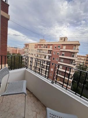 Calle La Amistad, Valencia, Valencian Community 46021 - Photo 1