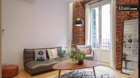 1-bedroom apartment for rent in Madrid - Photo 5
