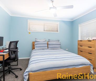 Large Family Home - Photo 4