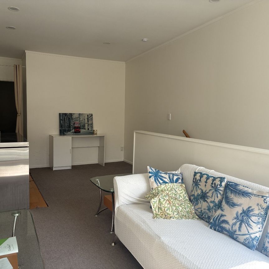 2 Bedroom 2 Bathroom Townhouse In Mt Eden - Photo 1
