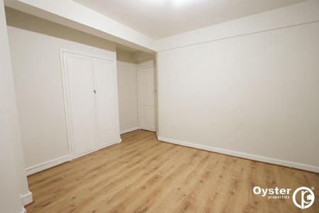 3 bedroom flat to rent - Photo 4