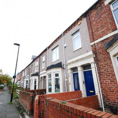 5 Bed - Hotspur Street, Heaton - Photo 1