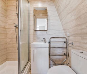 Studio to rent - Photo 6