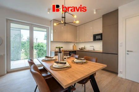 Pronájem nadstandardního zařízeného 3+kk s terasou, parkováním a sklepem - Slovanská, Slavkov u Brna, Rezidence Litava - Фото 2