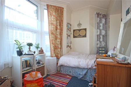 Ashley Down Road, - Photo 2