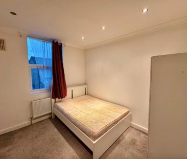 6 Bed Terraced House, Rosebank Road, E17 - Photo 5