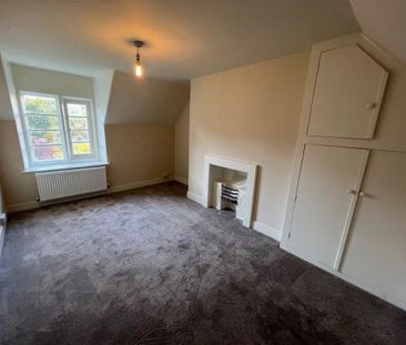 2 bedroom semi-detached house to rent - Photo 4