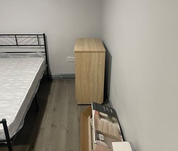 Room in a Shared House, Haverstock Road, BS4 - Photo 3