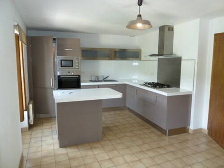 Location appartement t3 45 m² à Chanac (48230) - Photo 3