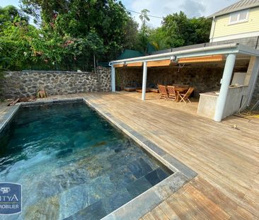 Location Maison 4 pièces 112m² ST LEU 97436 - Photo 1