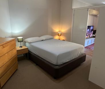 East Perth - Photo 6