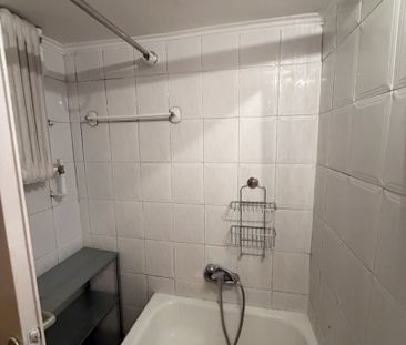 Ενοικίαση κατοικίας, 30 τ.μ., Αθήνα, 390 € - Photo 2