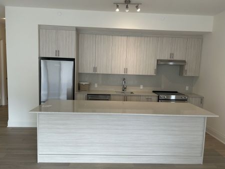 For Lease - 8960 Jane Street Unit# PH 101, Vaughan, Ontario - Photo 3