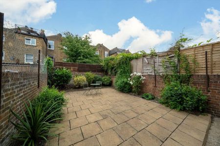 1 bedroom flat to rent - Photo 5