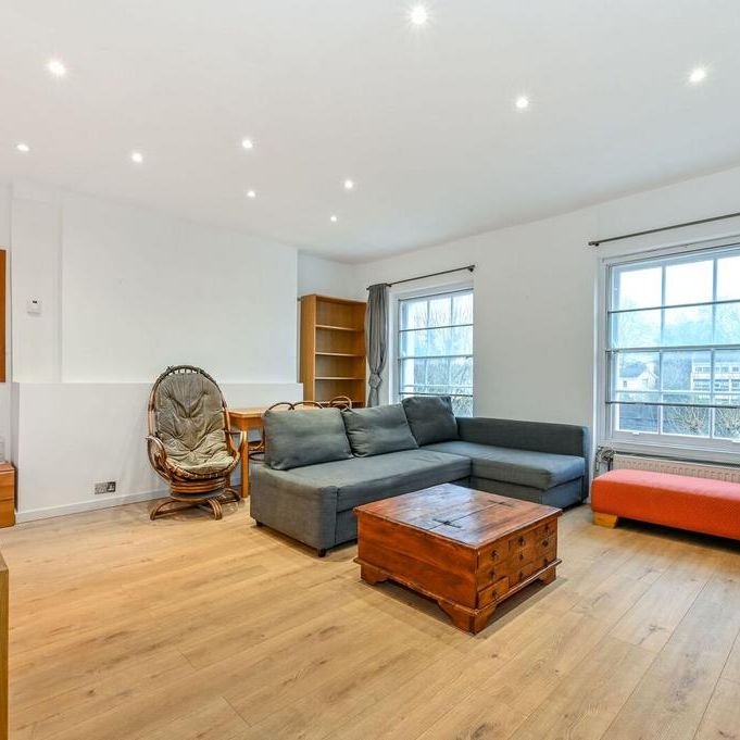 2 bedroom flat to rent - Photo 1