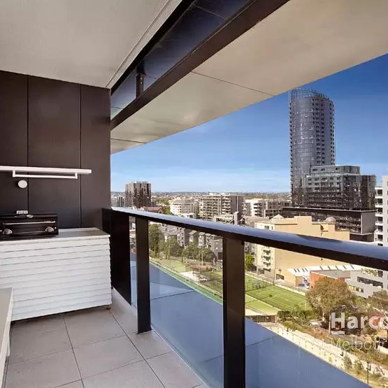 Live the South Yarra Lifestyle! - Photo 1