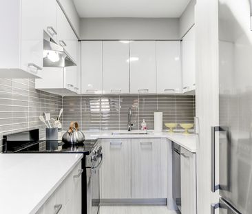 2150 Boulevard de Maisonneuve Ouest, Montréal, QC - Photo 1