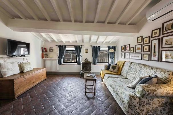 Sdrucciolo de' Pitti, Florence, Tuscany 50125 - Foto 1