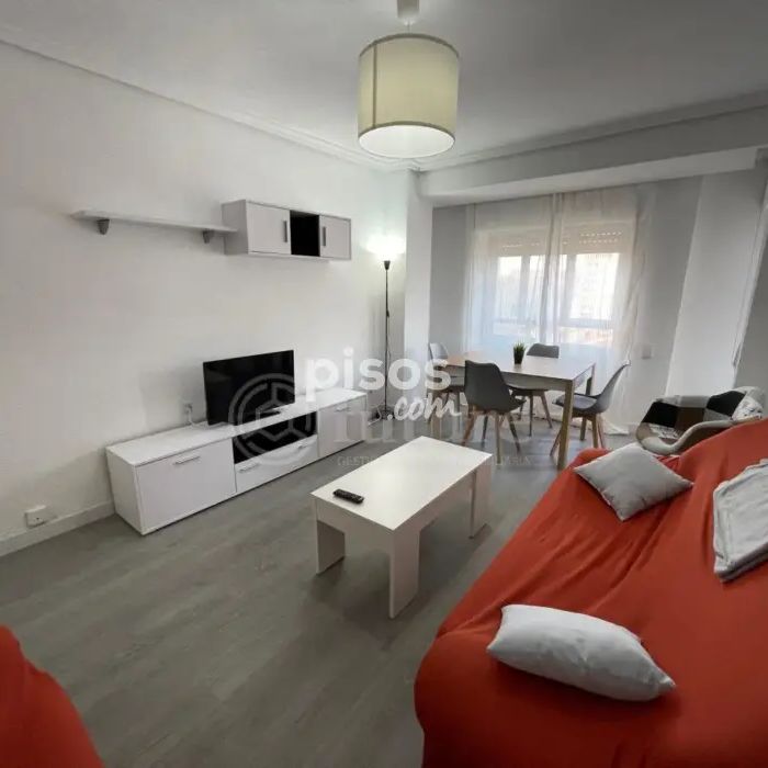 Piso en alquiler en Avenida de Villamayor - Photo 1