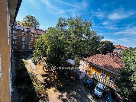 Kiadó újszerű állapotú lakás - Dunaújváros - Fotó 2