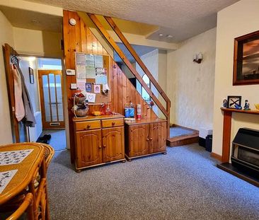 2 bedroom private hall to rent - Photo 5