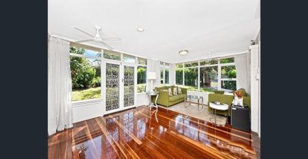 Exquisite Single-Level Family Residence in Coveted Killara Locale - Photo 3