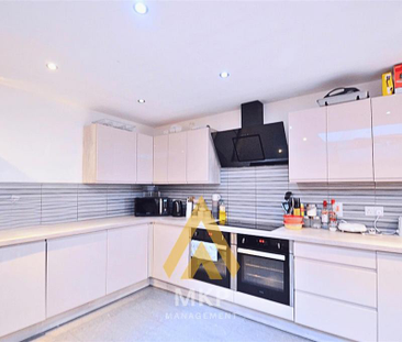7 bedroom terraced house to rent - Photo 2