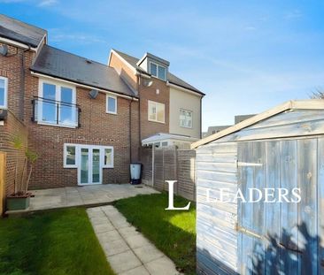 3 bedroom terraced house to rent - Photo 4