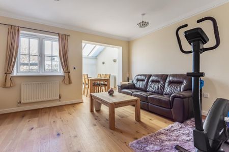 3 bedroom townhouse to rent - Photo 2