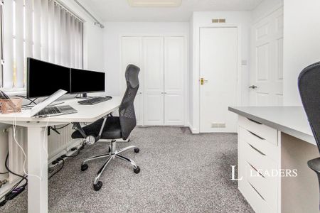 2 bedroom semi-detached house to rent - Photo 2