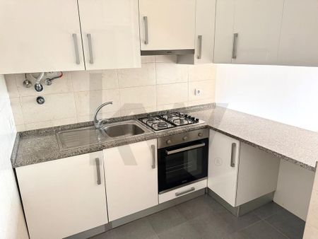 LISBOA, Lisbon - Photo 5